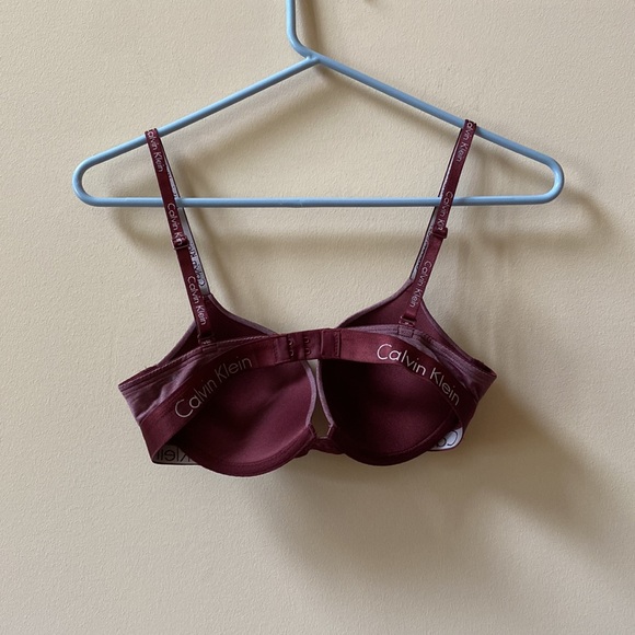 Calvin Klein Underwear Bra - Picture 2 of 3
